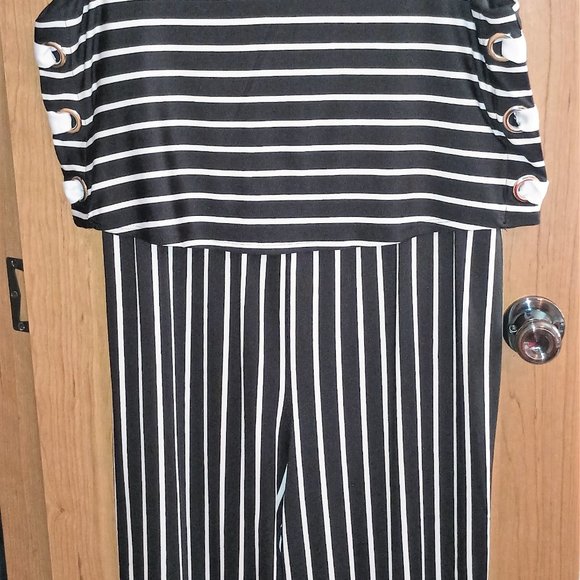 NY Collection Petite Plus Size 1XP Sleeveless Black/White Striped Jumpsuit - Picture 1 of 5